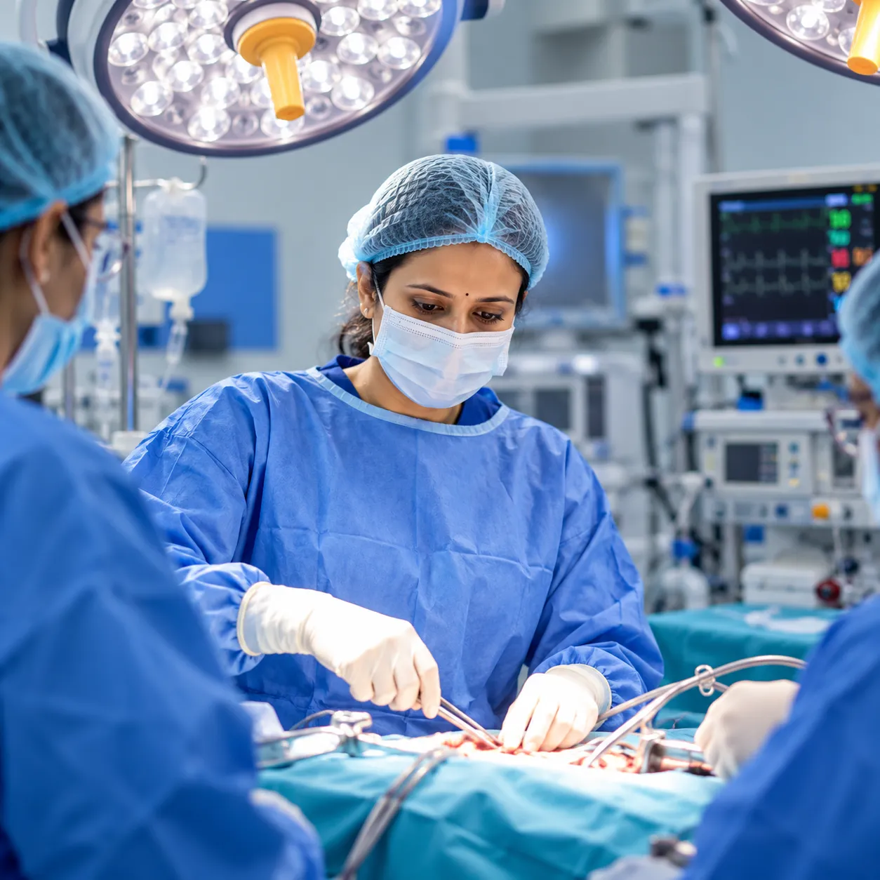 Focused Surgeon in a Modern Operating Room